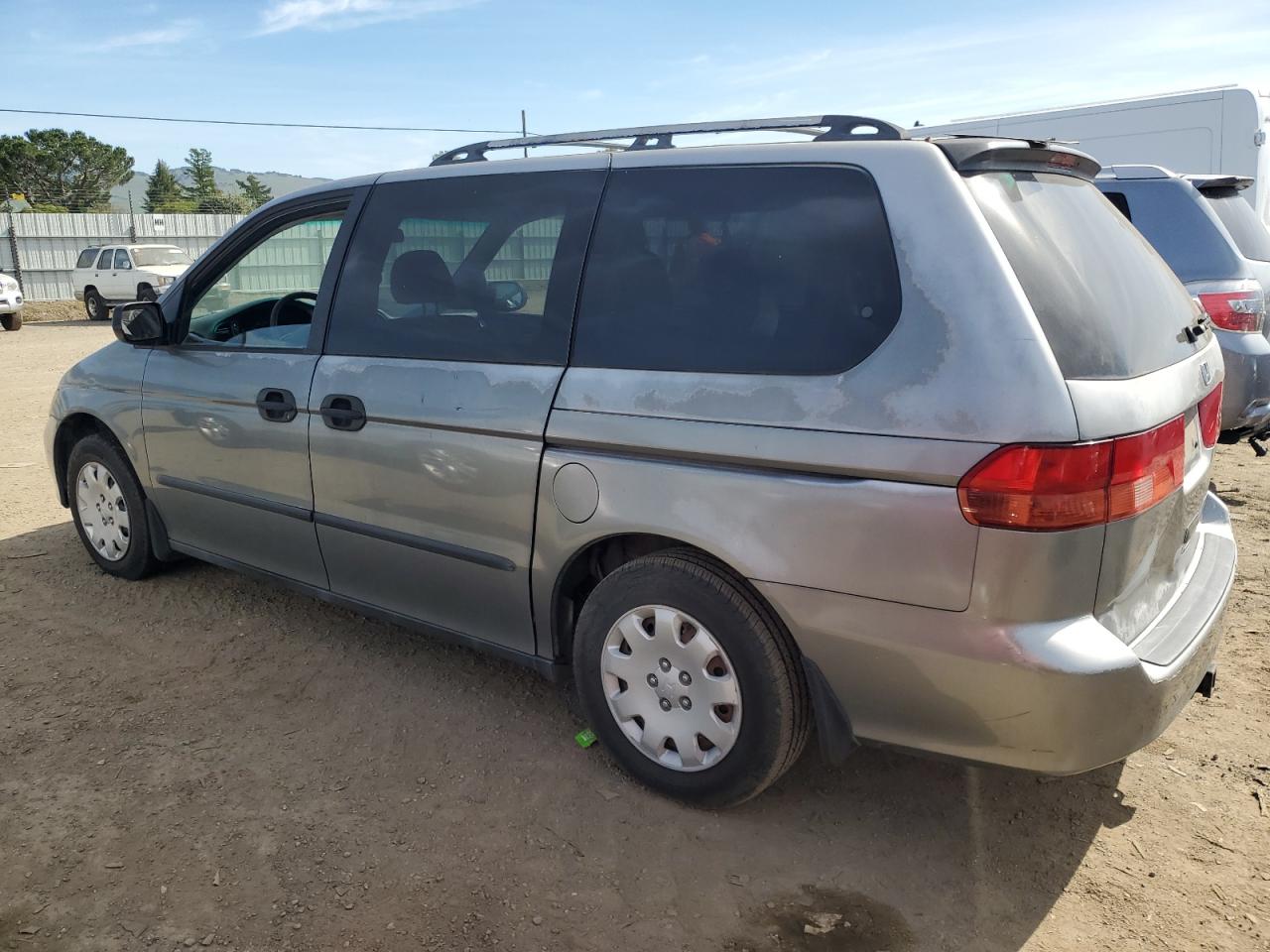 2000 Honda Odyssey - Image 2