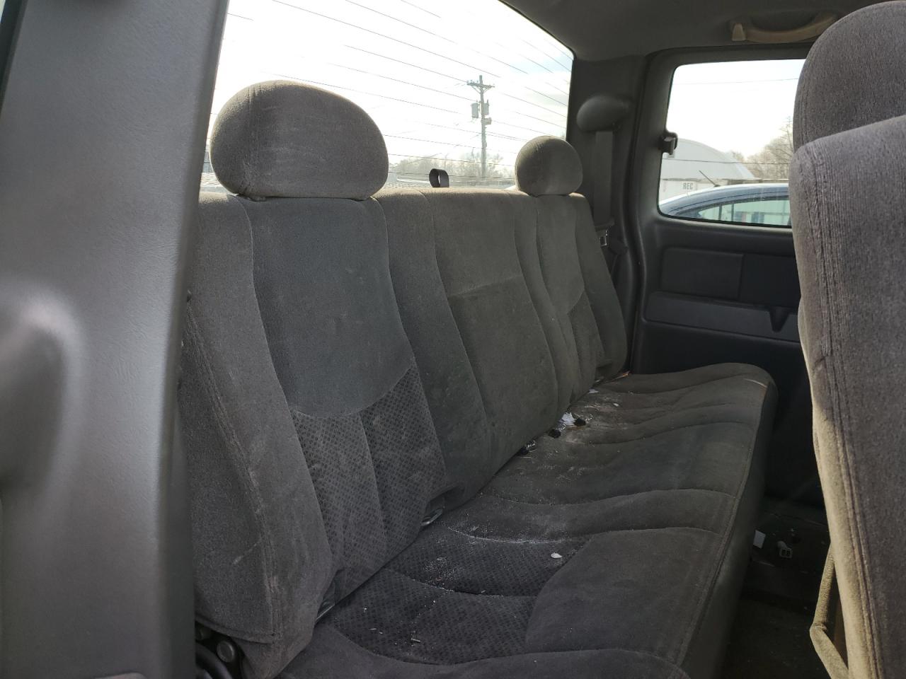 2005 Chevrolet Silverado - Image 10