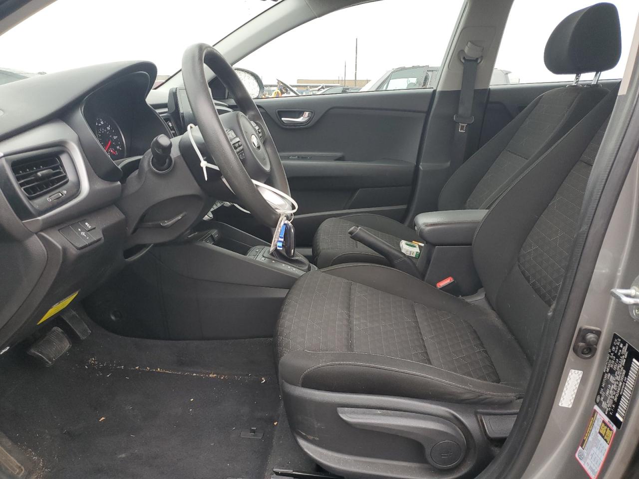 2021 Kia Rio - Image 7