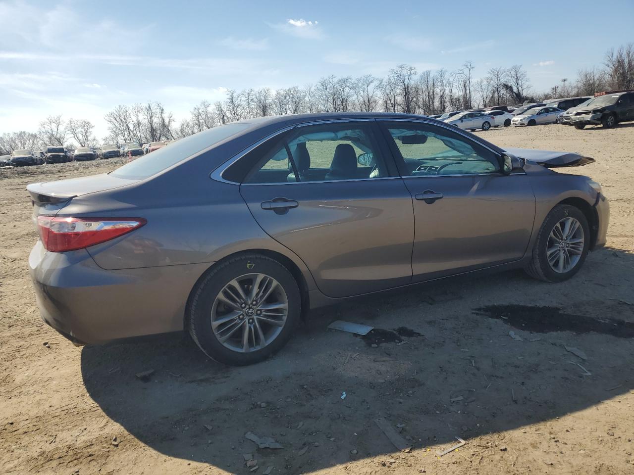 2016 Toyota Camry - Image 3