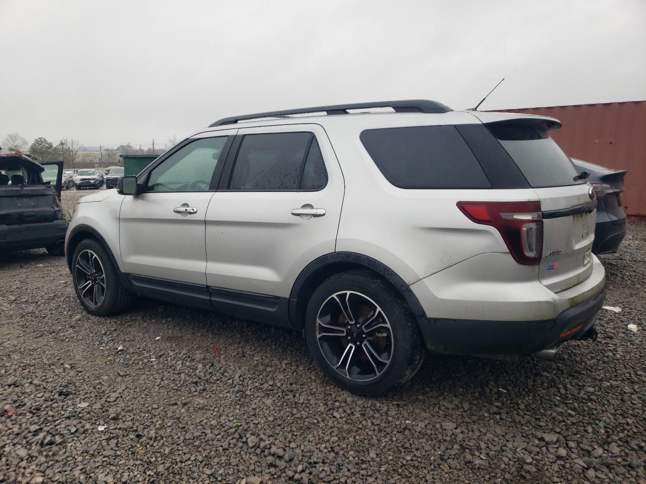 2013 Ford Explorer - Image 2