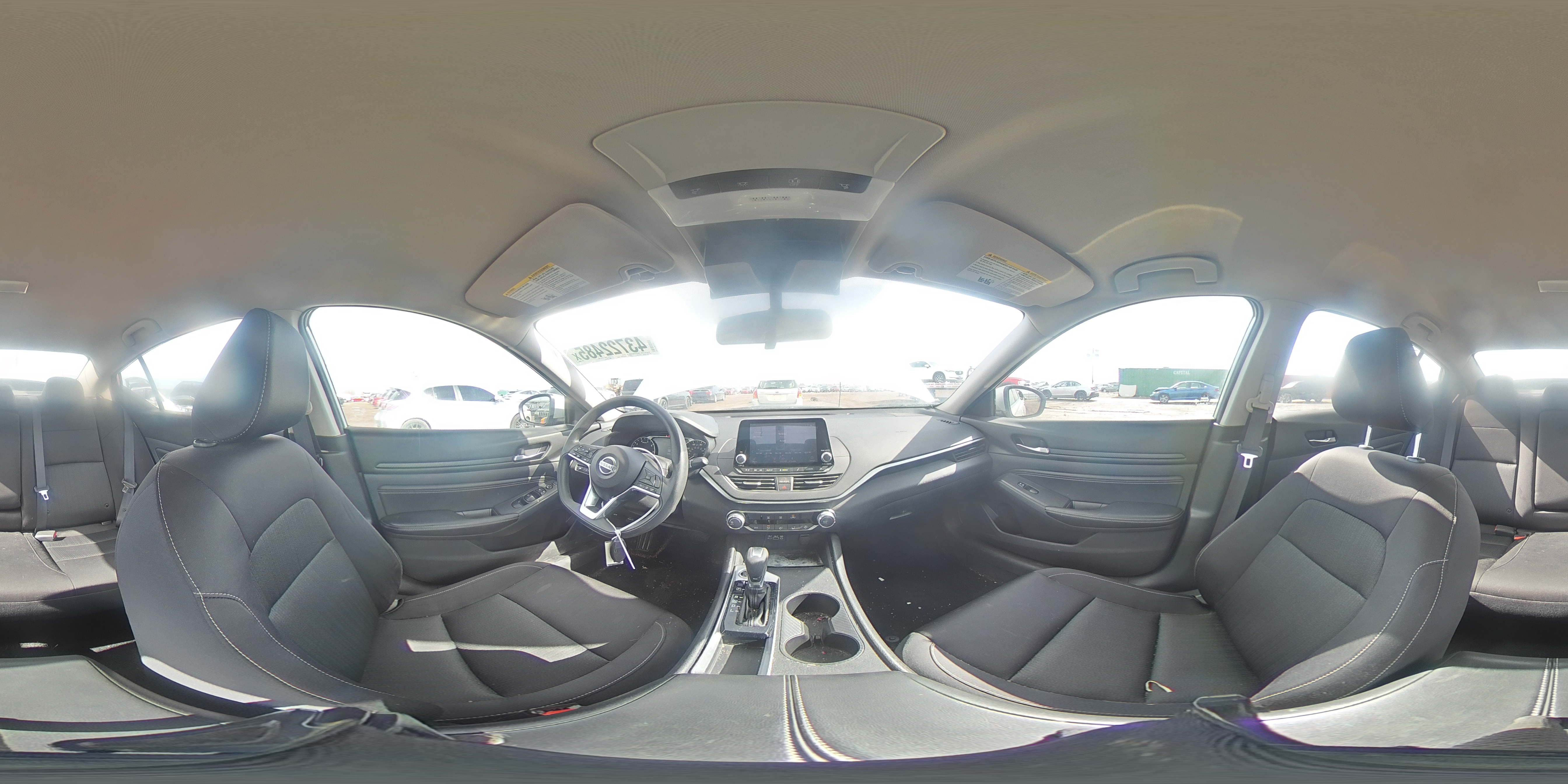 2020 Nissan Altima - Image 13