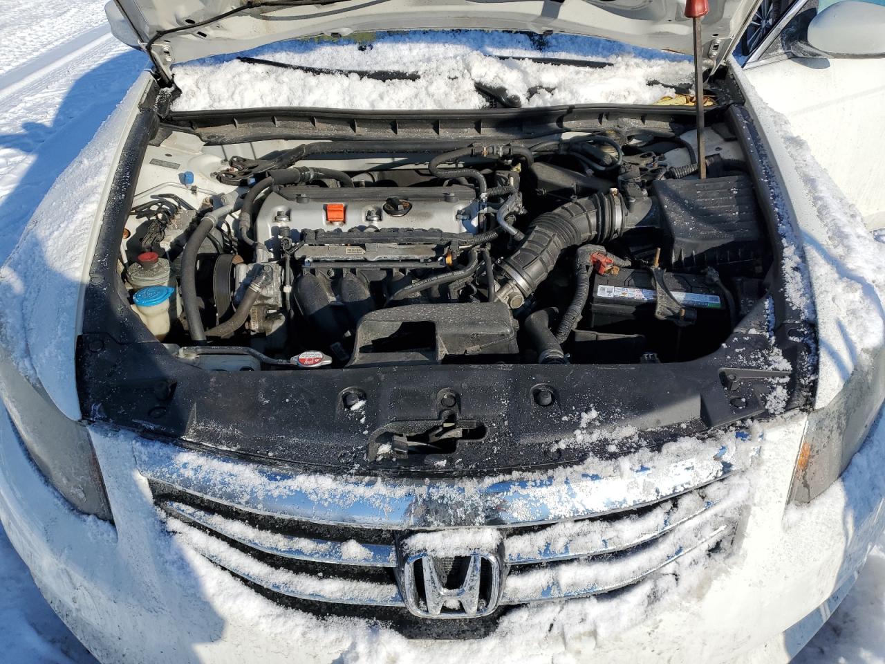 2012 Honda Accord - Image 11