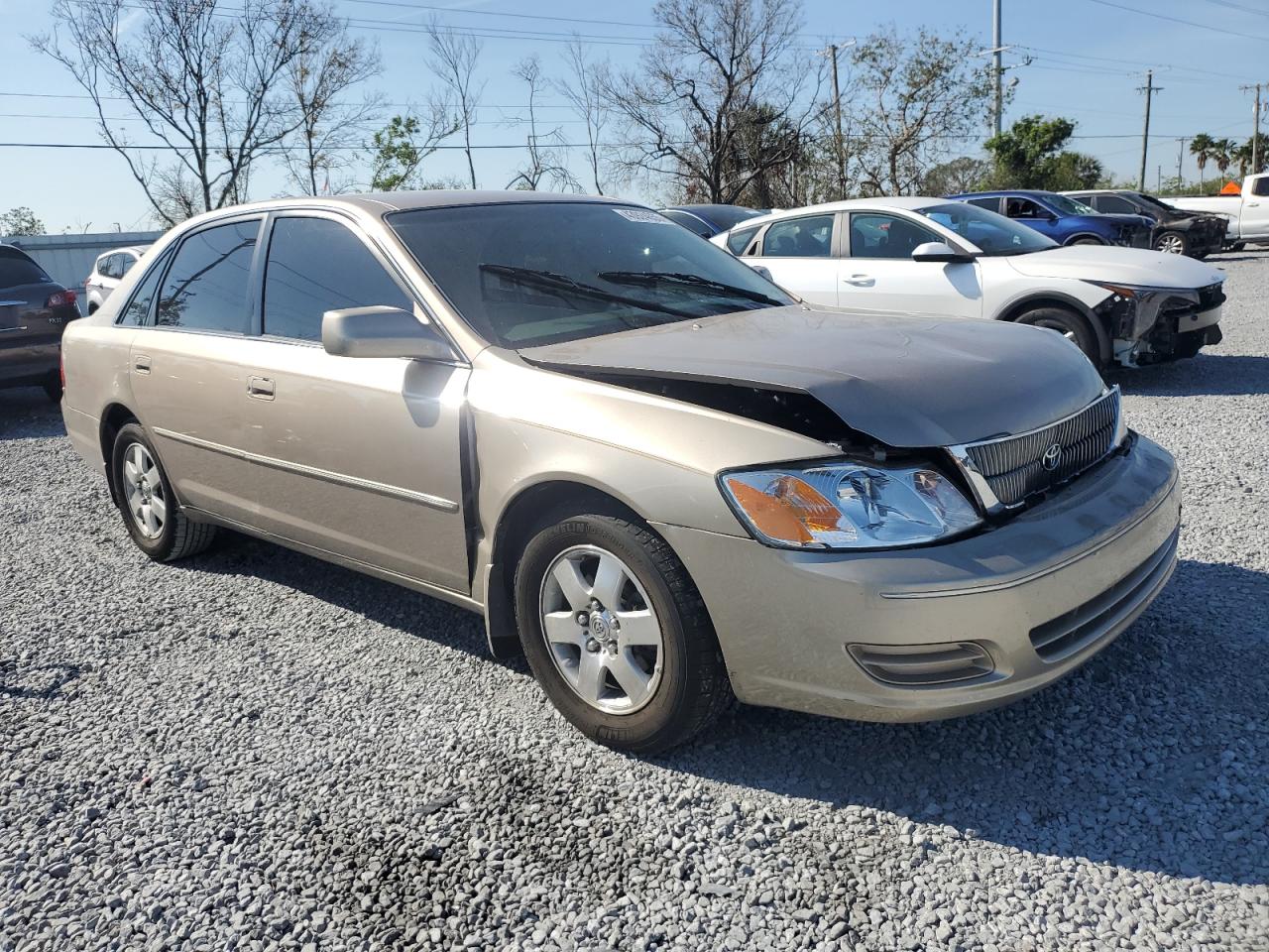 2001 Toyota Avalon - Image 4