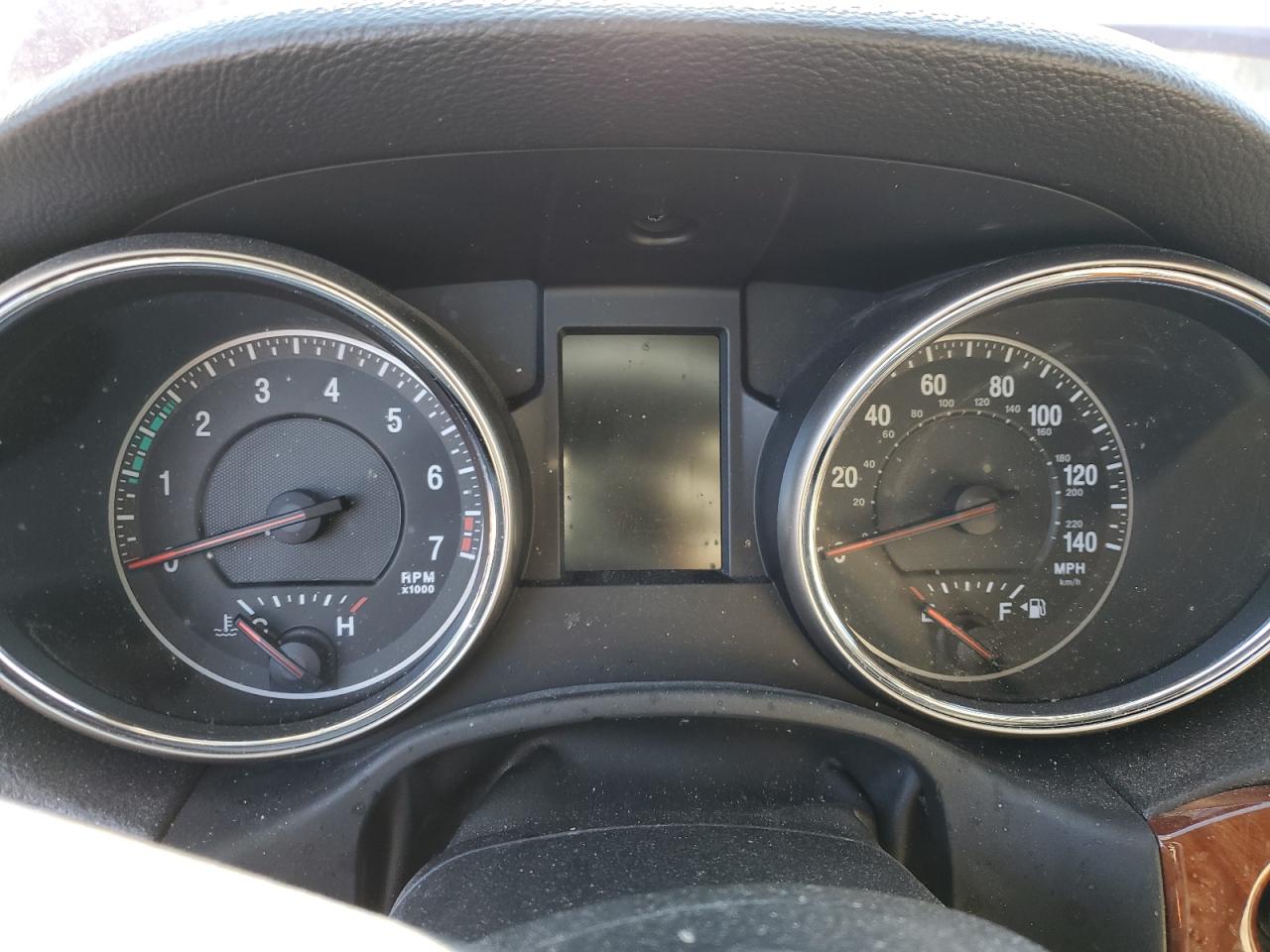 2012 Jeep Grand Cherokee - Image 9