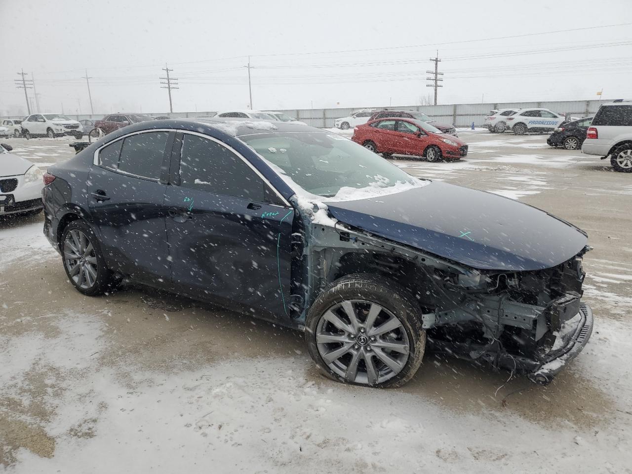 2022 Mazda 3 - Image 4