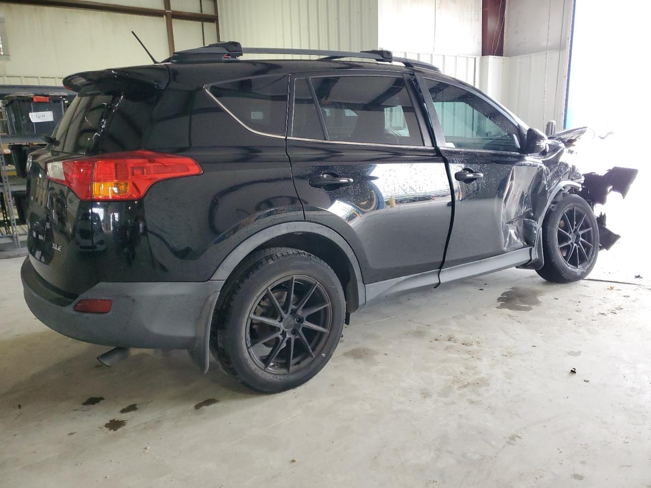 2015 Toyota RAV 4 - Image 3