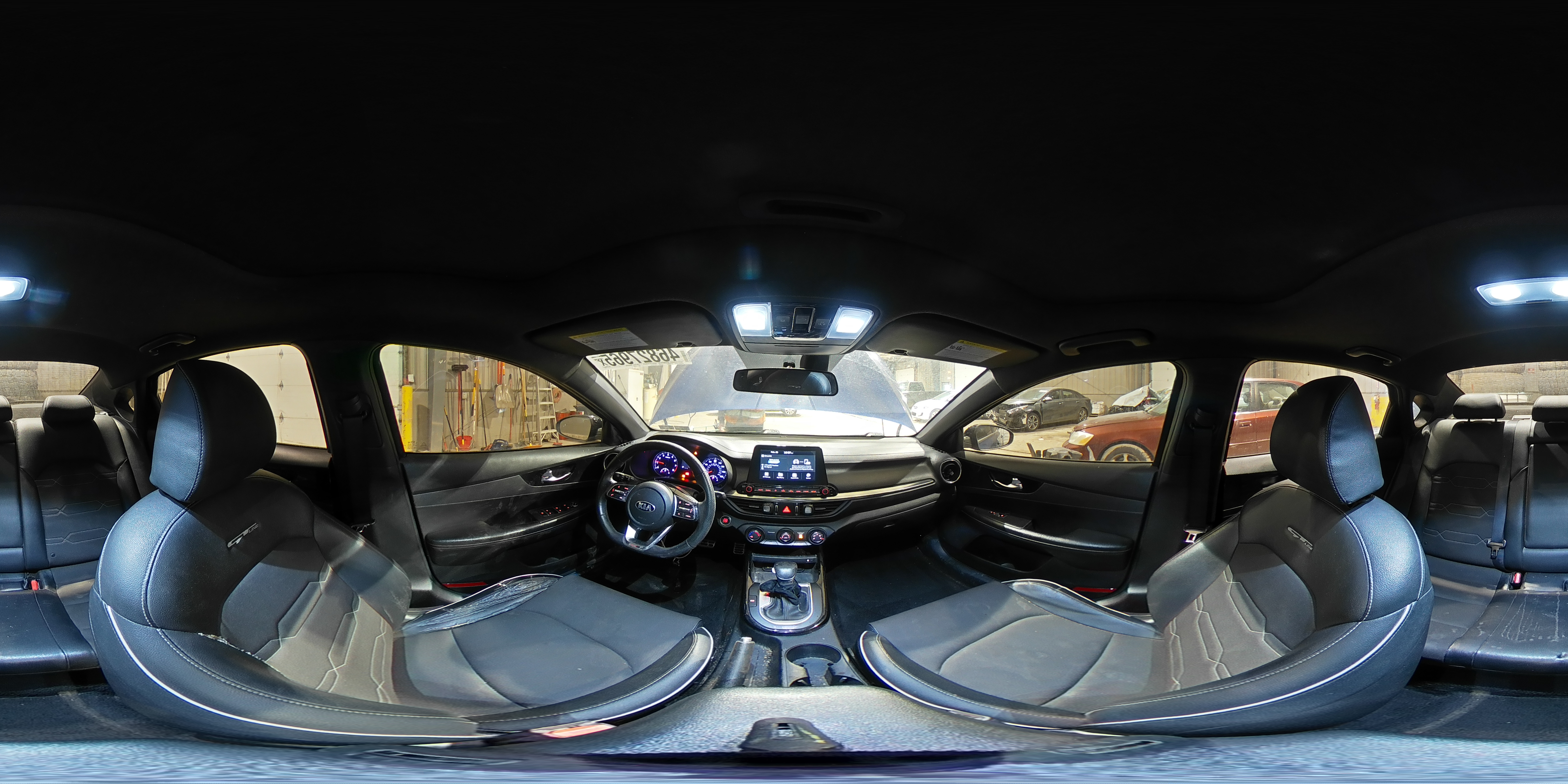 2020 Kia Forte - Image 13