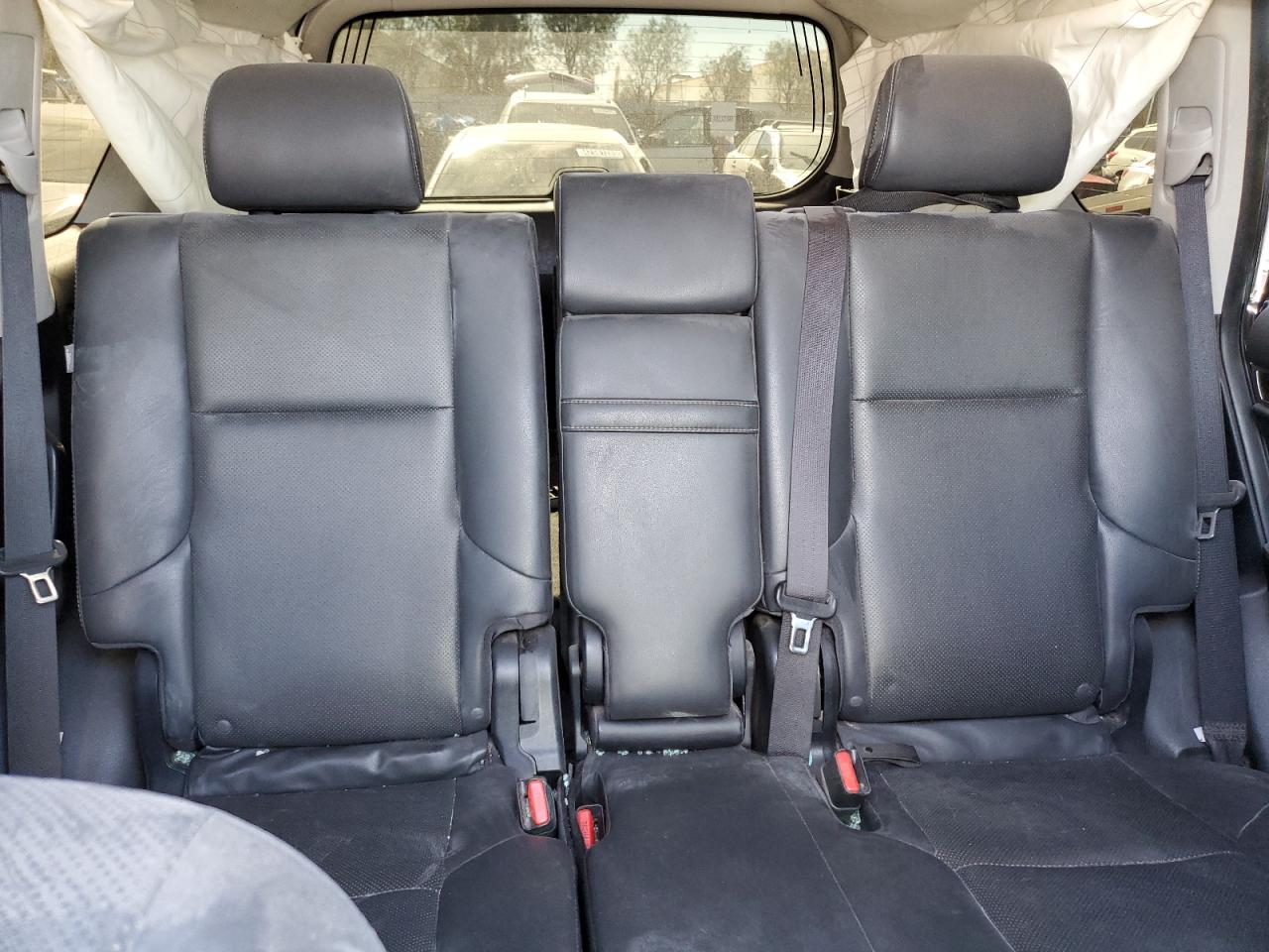 2015 Lexus GX - Image 10