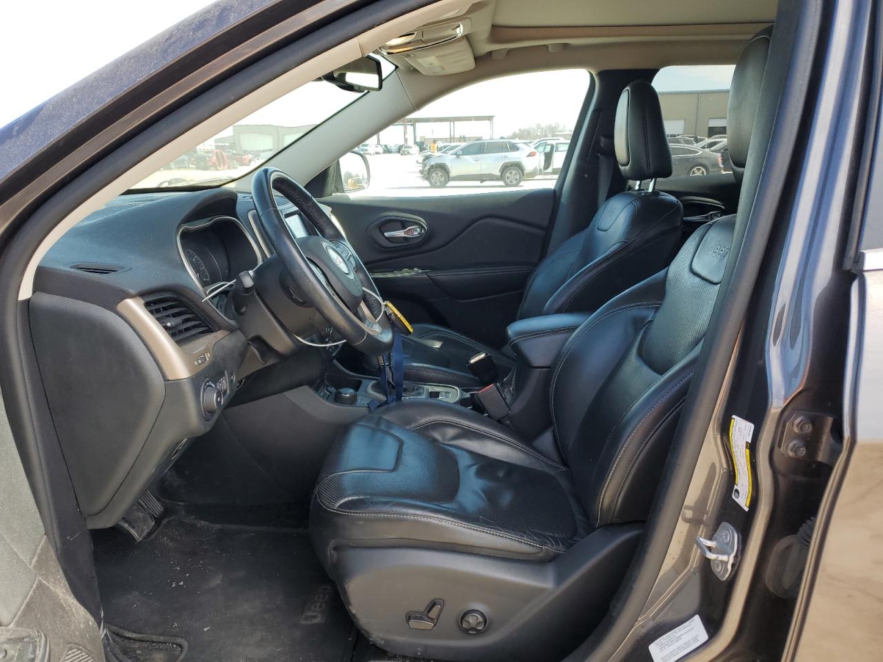 2014 Jeep Grand Cherokee - Image 7