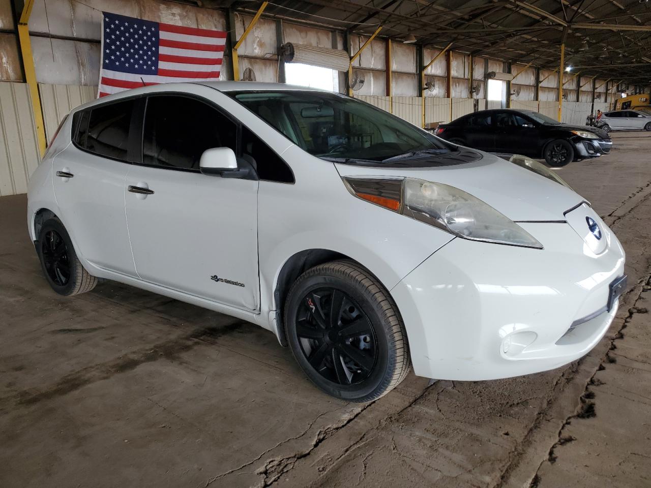 2015 Nissan Leaf - Image 4
