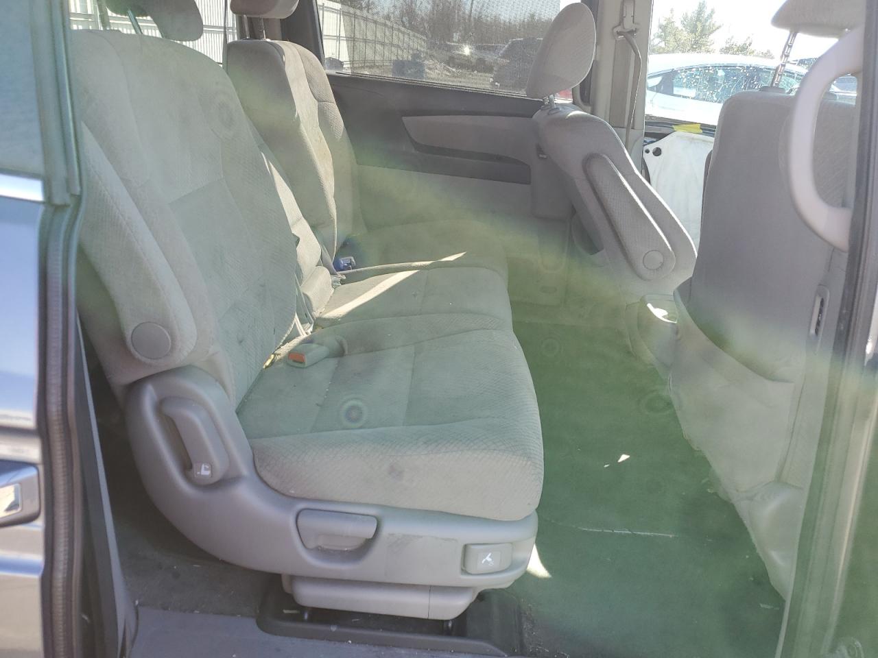 2016 Honda Odyssey - Image 11