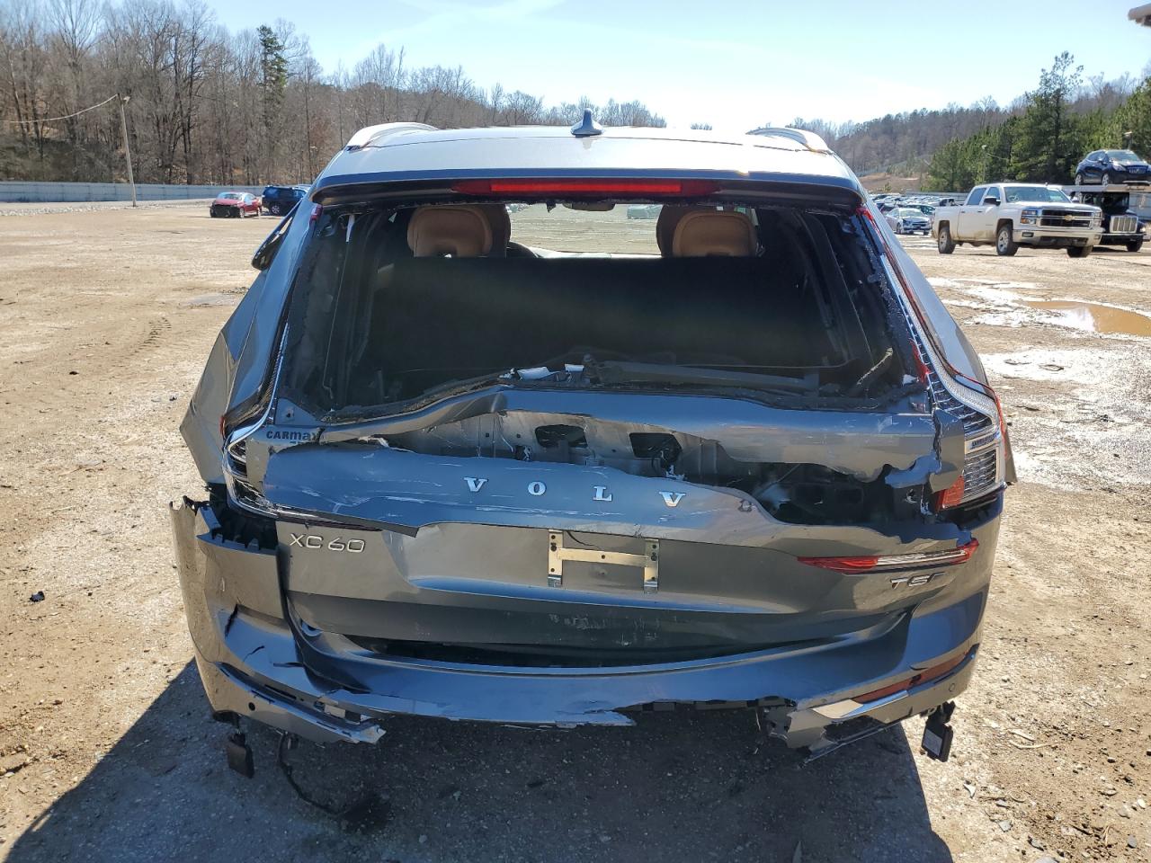 2021 Volvo XC60 - Image 6