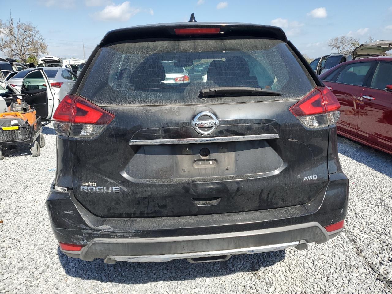 2017 Nissan Rogue - Image 6