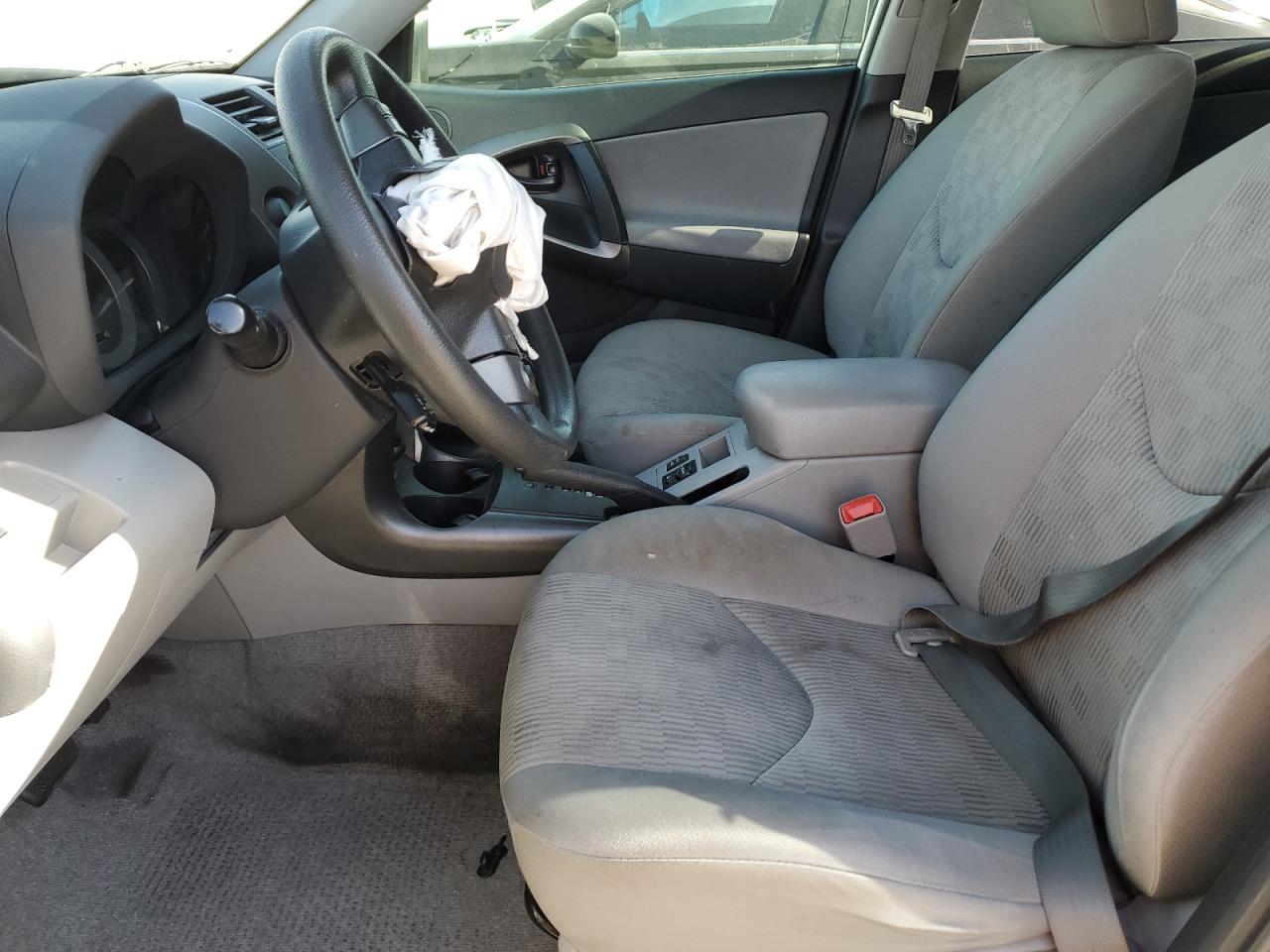 2012 Toyota RAV 4 - Image 7