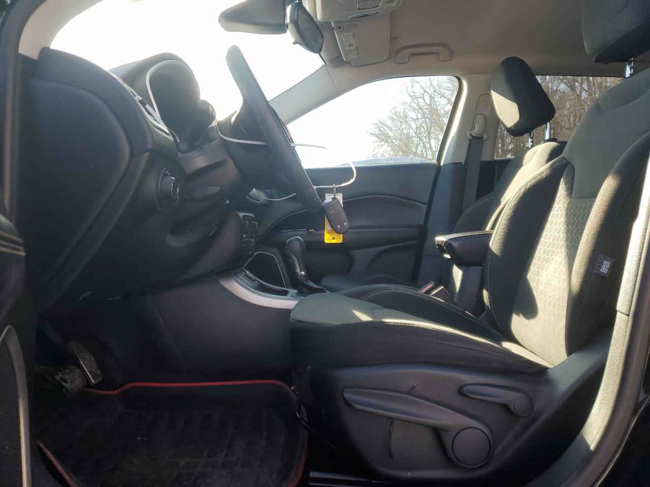2019 Jeep Compass - Image 7