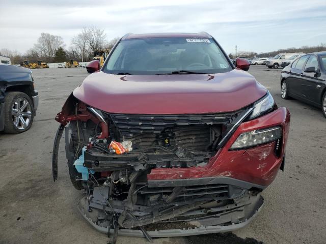  NISSAN ROGUE 2021 Czerwony