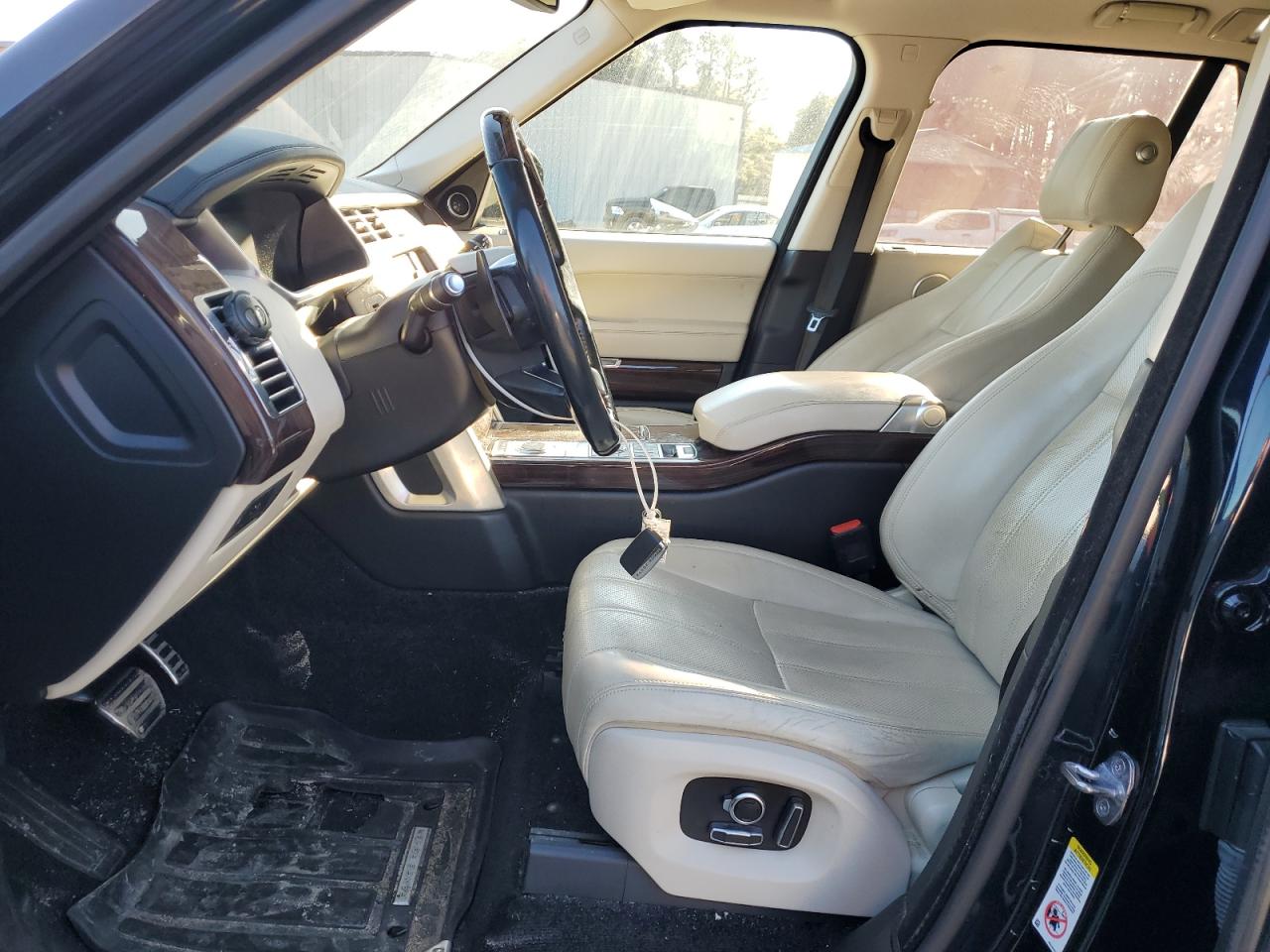 2016 Land Rover Range Rover - Image 7