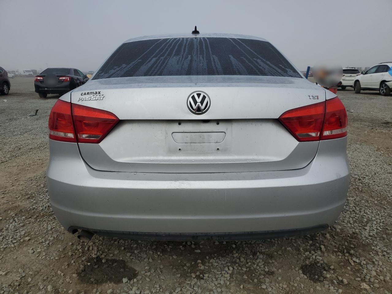 2015 Volkswagen Passat - Image 6