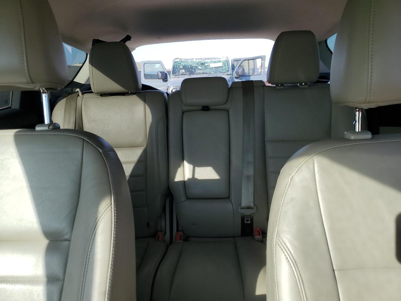 2014 Ford Escape - Image 10