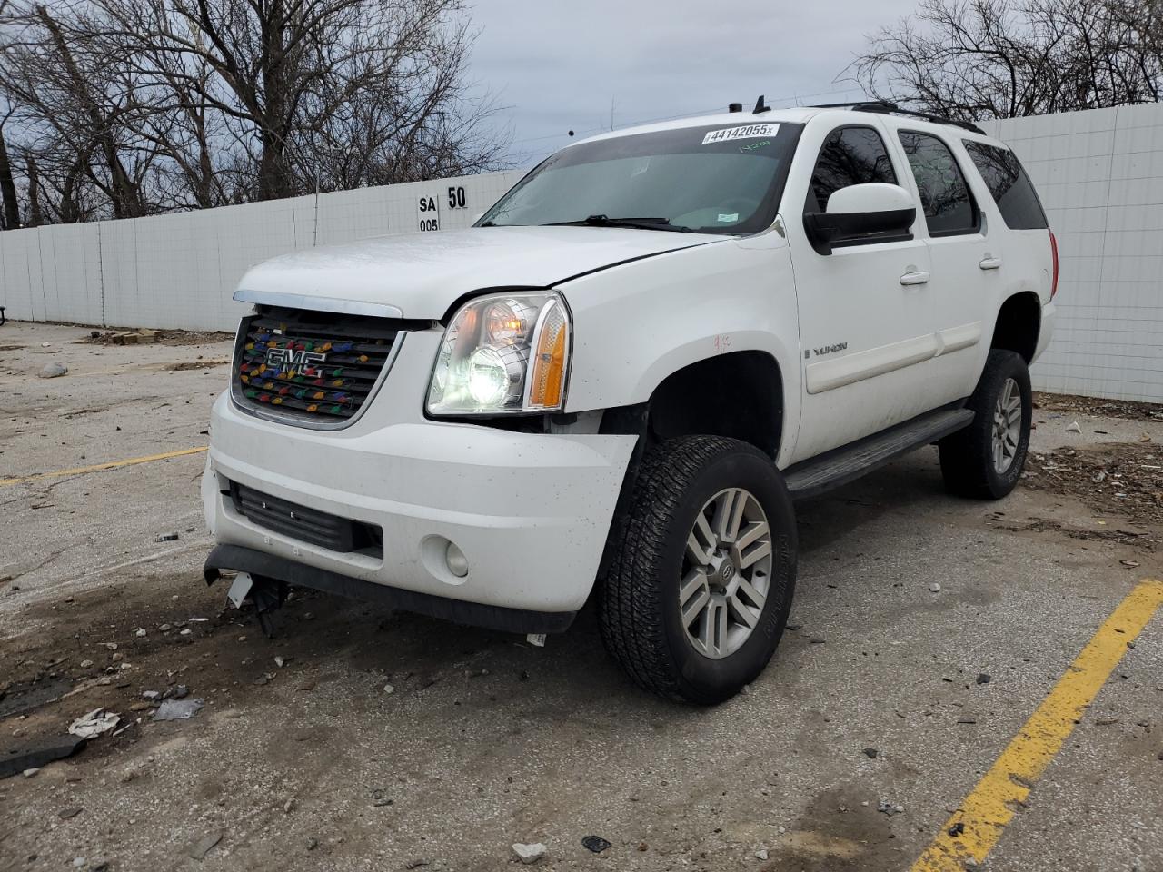 2008 Gmc Yukon იყიდება Bridgeton-ში, MO - Front End
