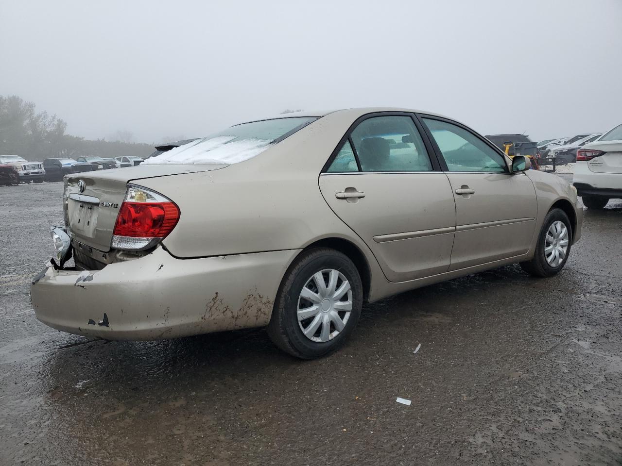 2005 Toyota Camry - Image 3