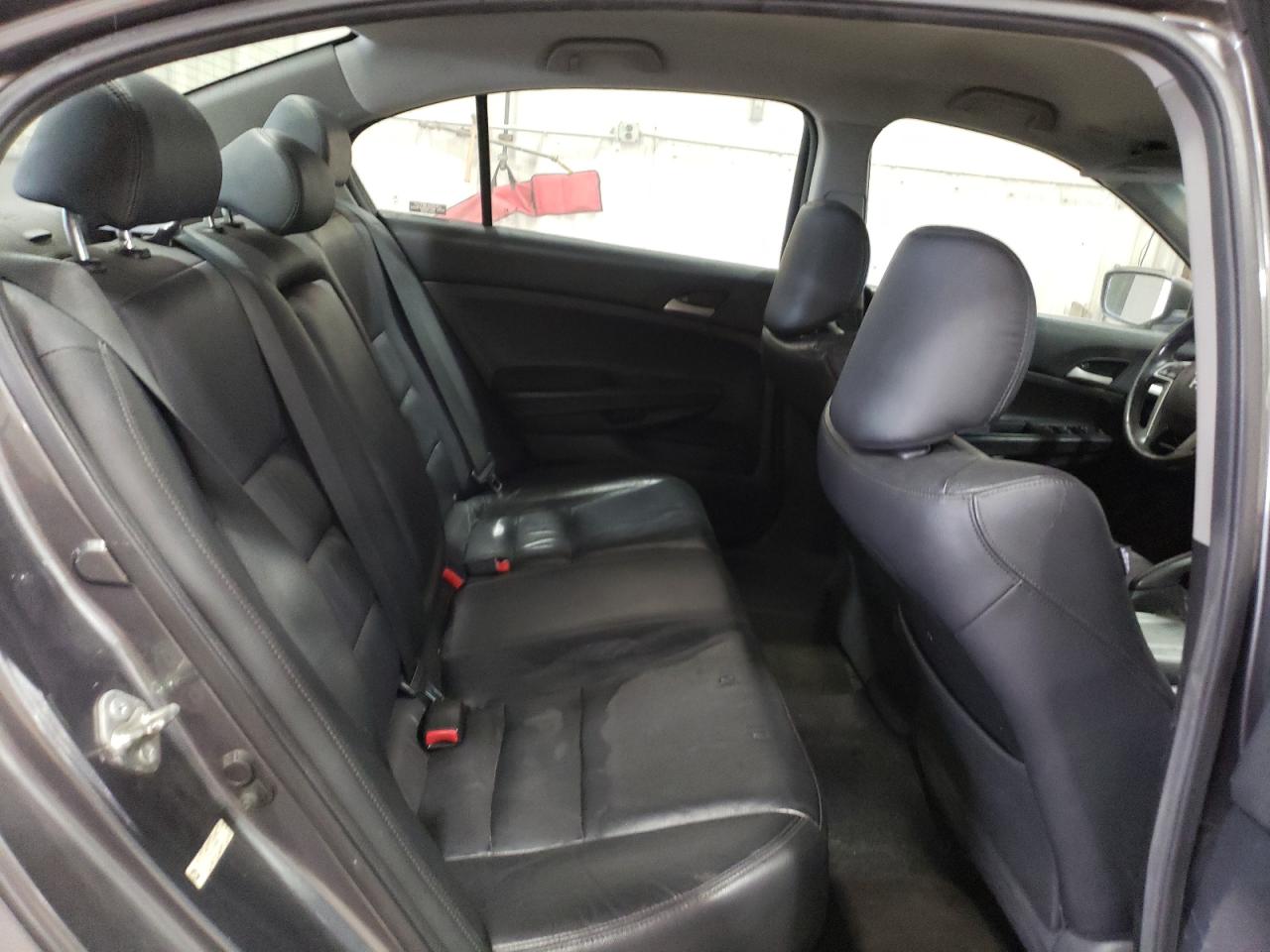 2012 Honda Accord - Image 10
