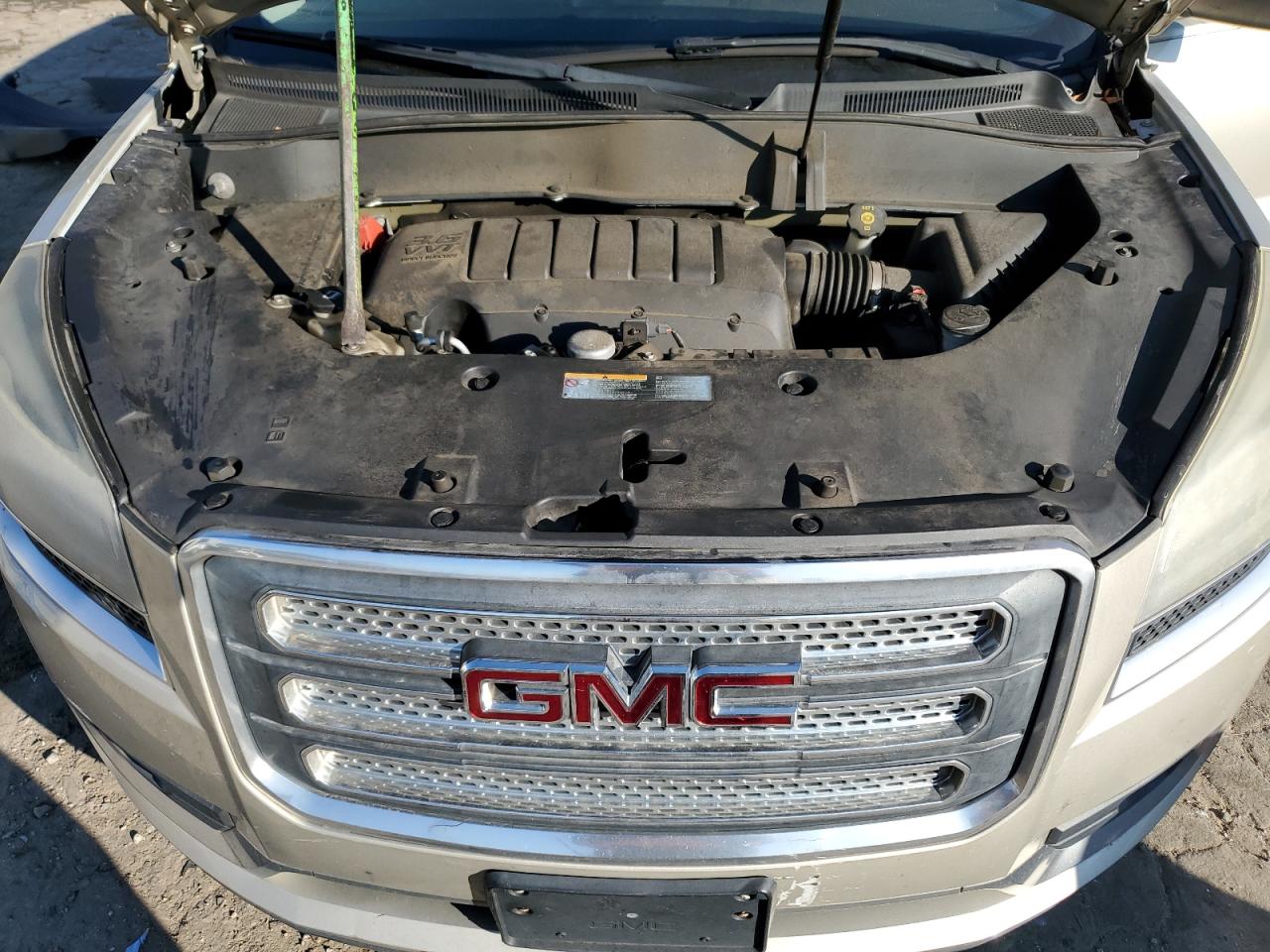 2016 GMC Acadia - Image 12