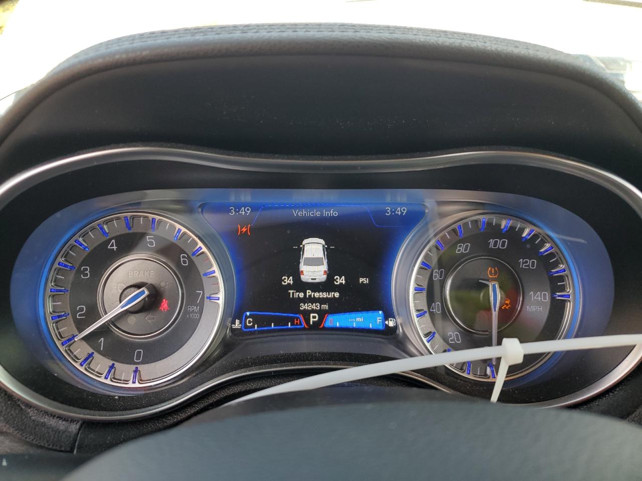 2019 Chrysler 300 - Image 9