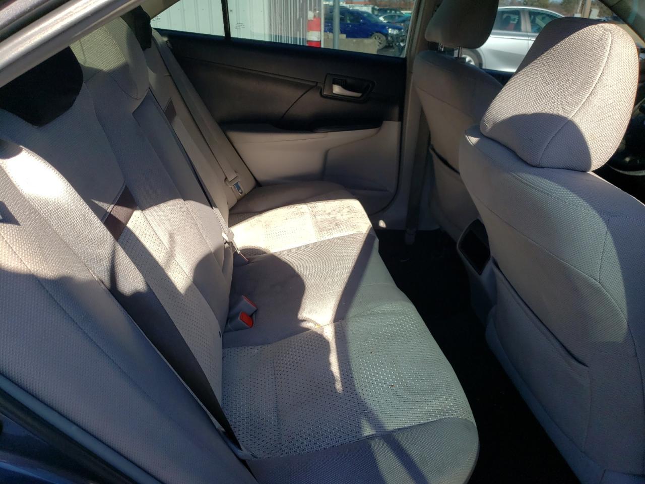 2014 Toyota Camry - Image 11