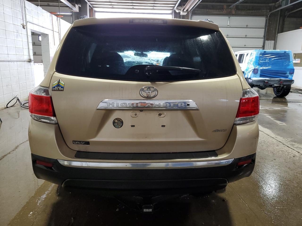 2011 Toyota Highlander - Image 6