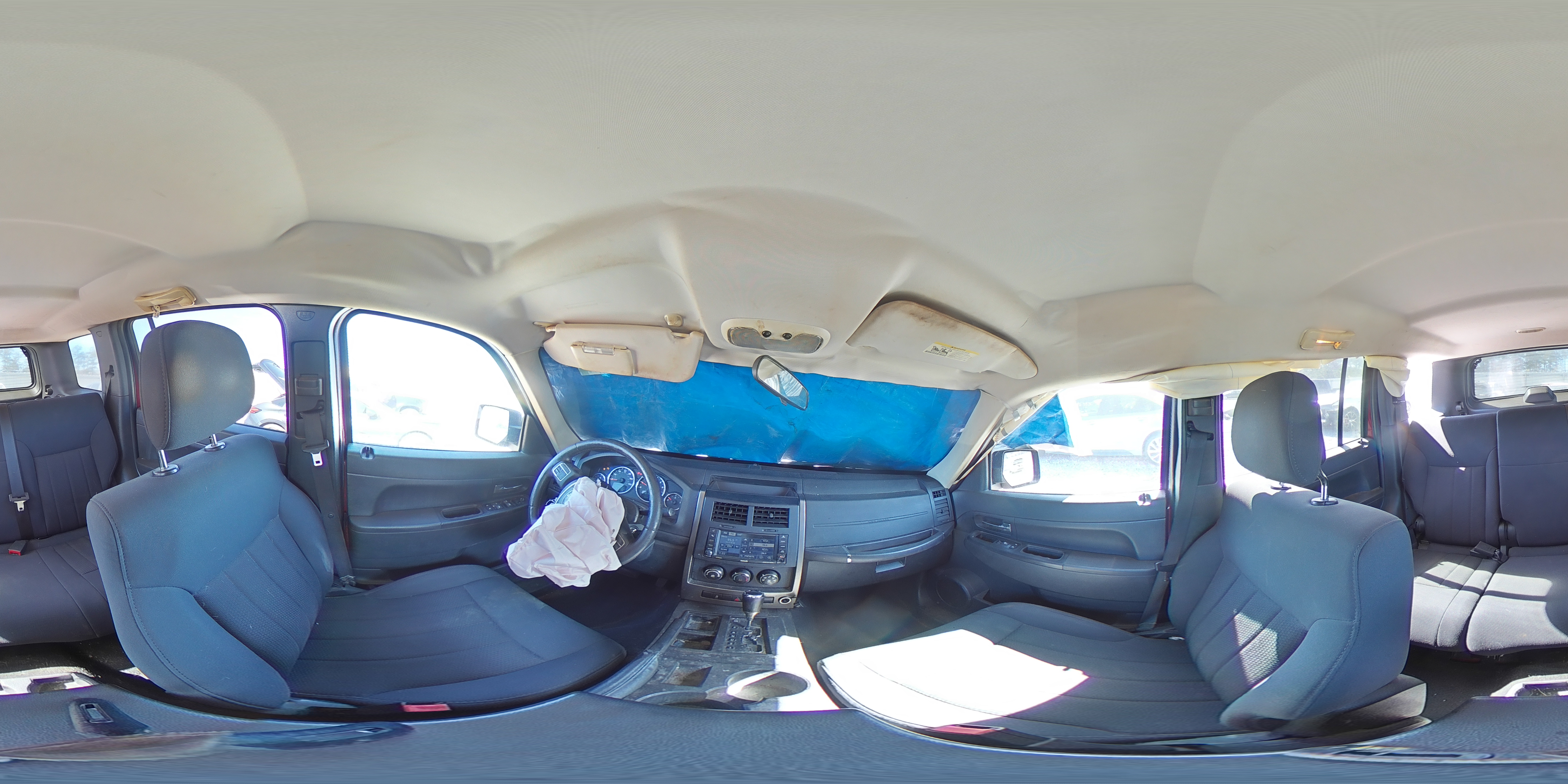 2012 Jeep Liberty (North America) - Image 15