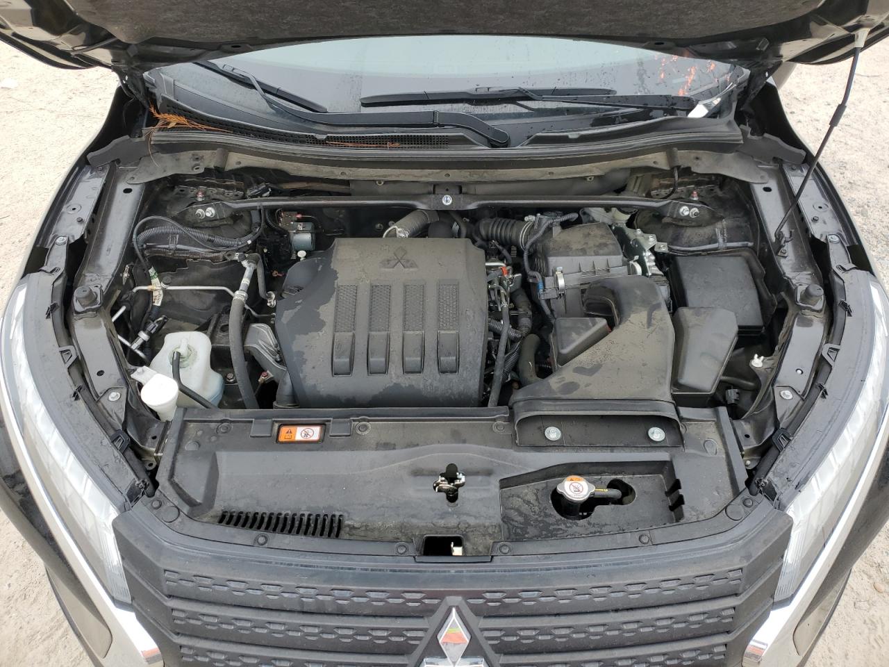 2022 Mitsubishi Eclipse - Image 14