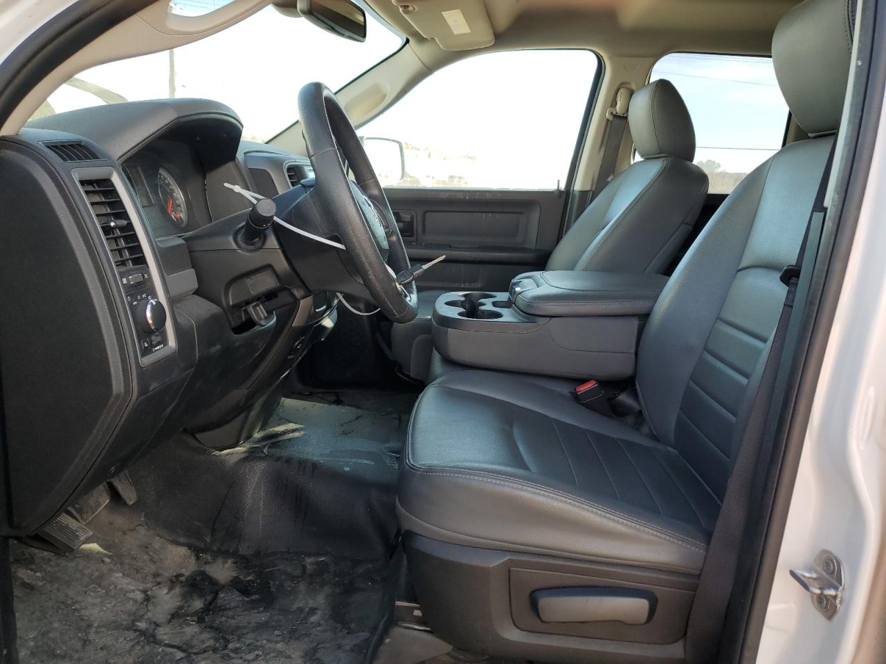 2019 RAM 1500 - Image 7
