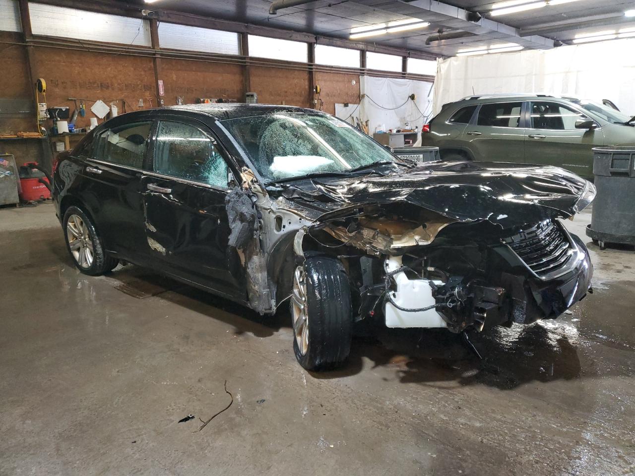 2011 Chrysler 200 - Image 4