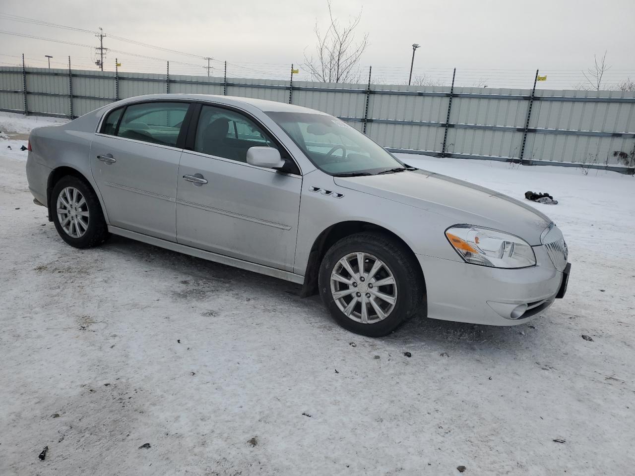 2011 Buick Lucerne - Image 4