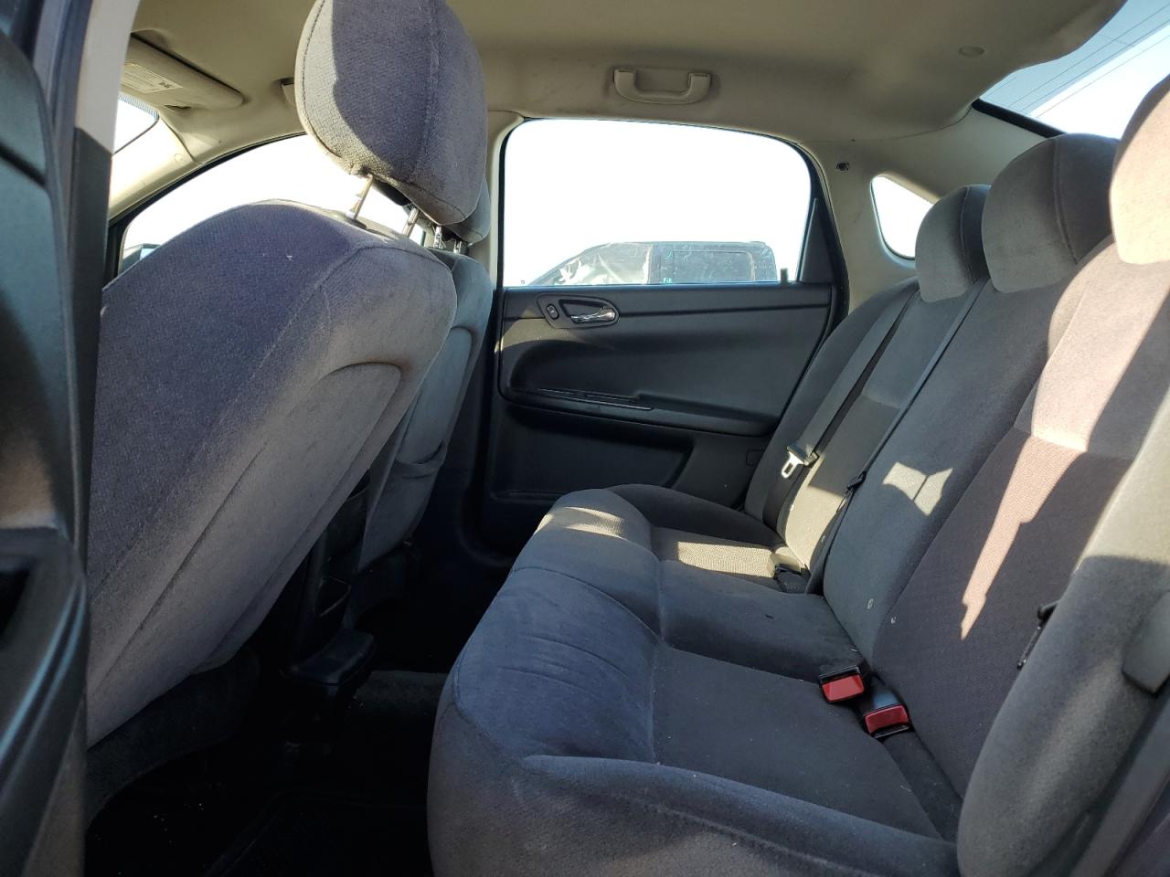 2008 Chevrolet Impala - Image 10