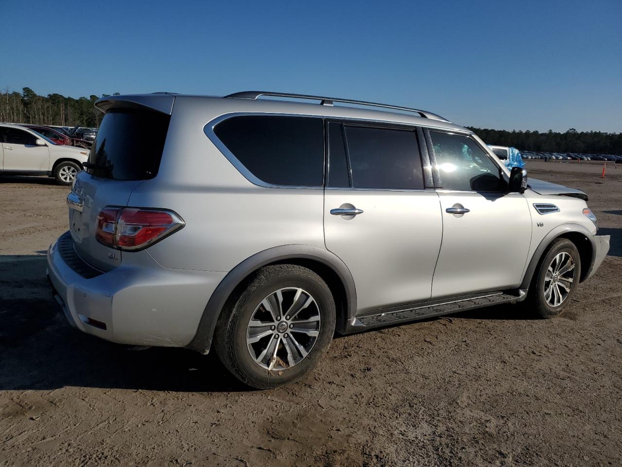 2019 Nissan Armada - Image 3