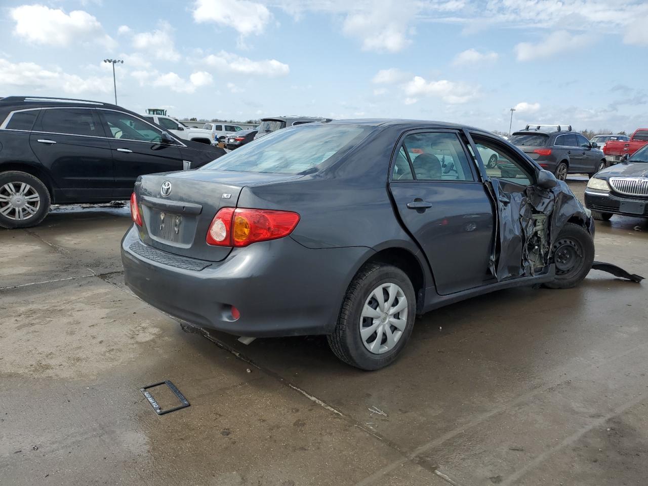 2010 Toyota Corolla - Image 3