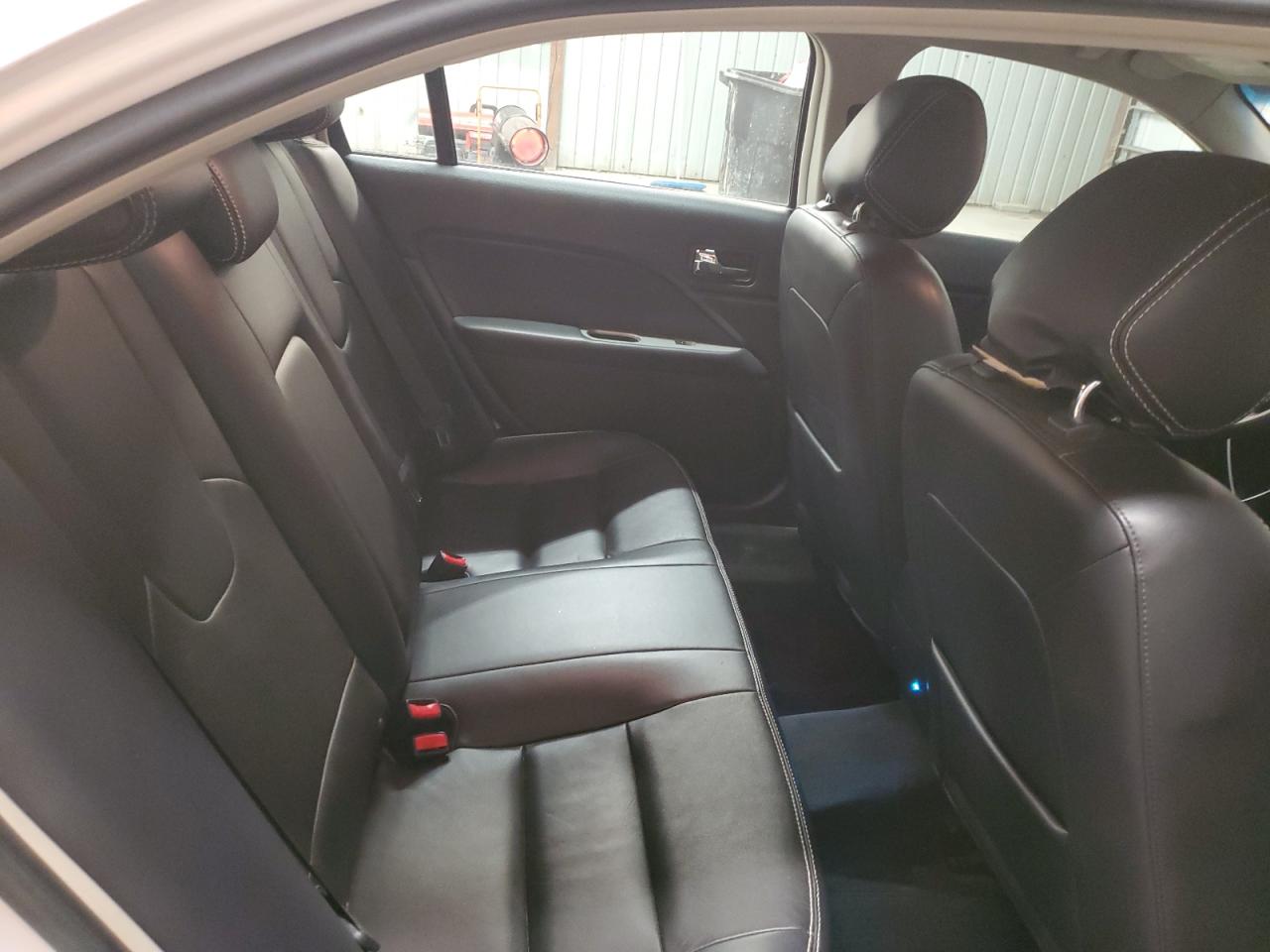 2012 Ford Fusion - Image 10