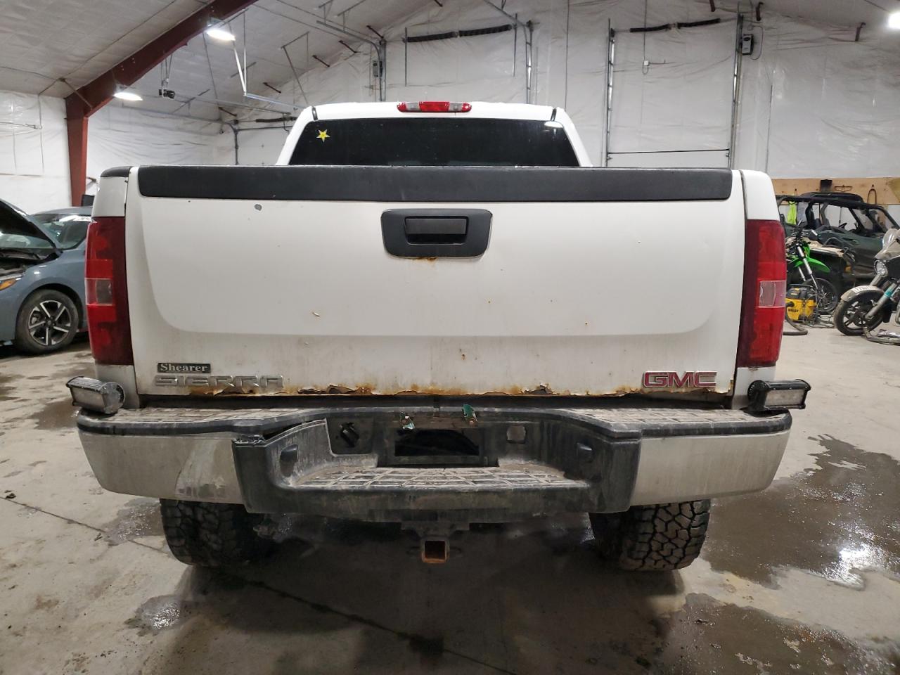 2010 Chevrolet Silverado - Image 6