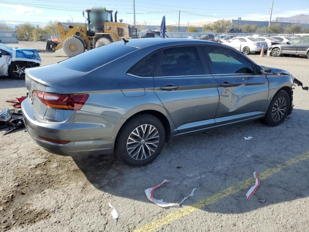 2019 Volkswagen Jetta - Image 3