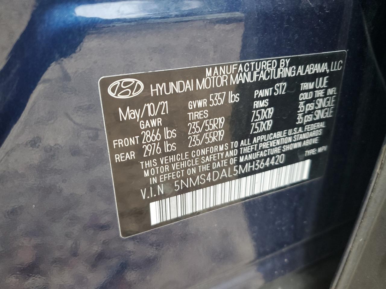 2021 Hyundai Santa Fe - Image 12