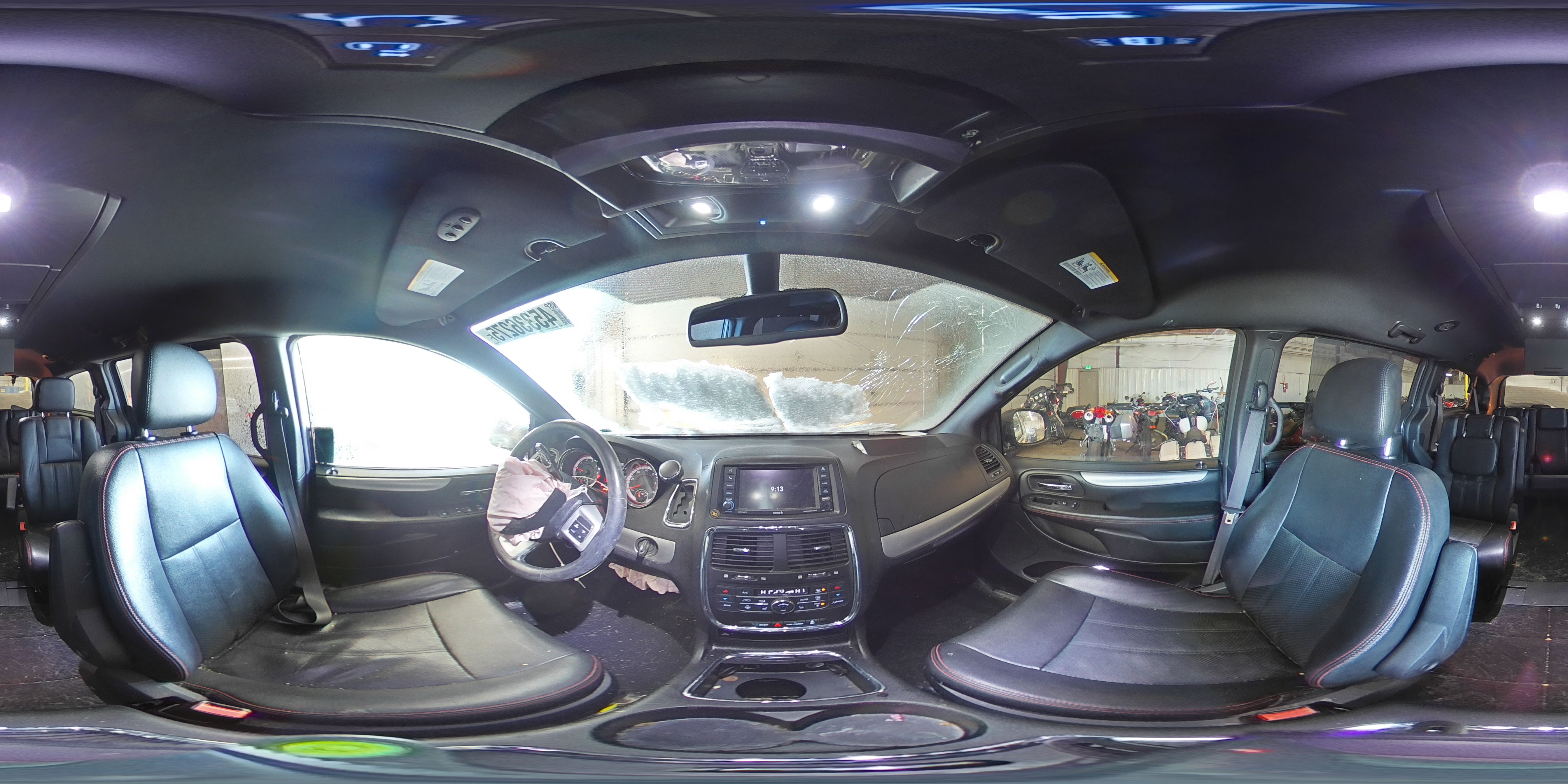 2019 Dodge Caravan - Image 14