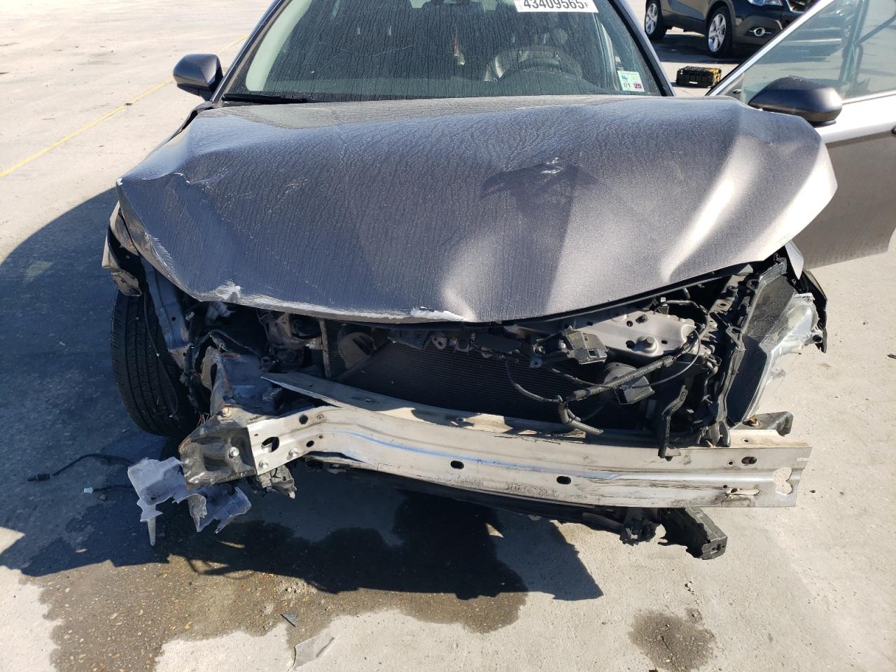 2019 Toyota Camry - Image 12