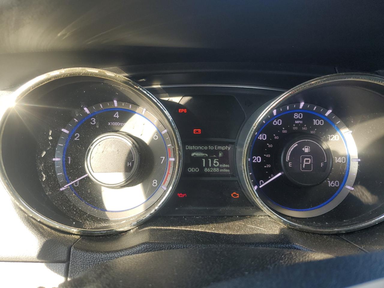 2012 Hyundai Sonata - Image 9