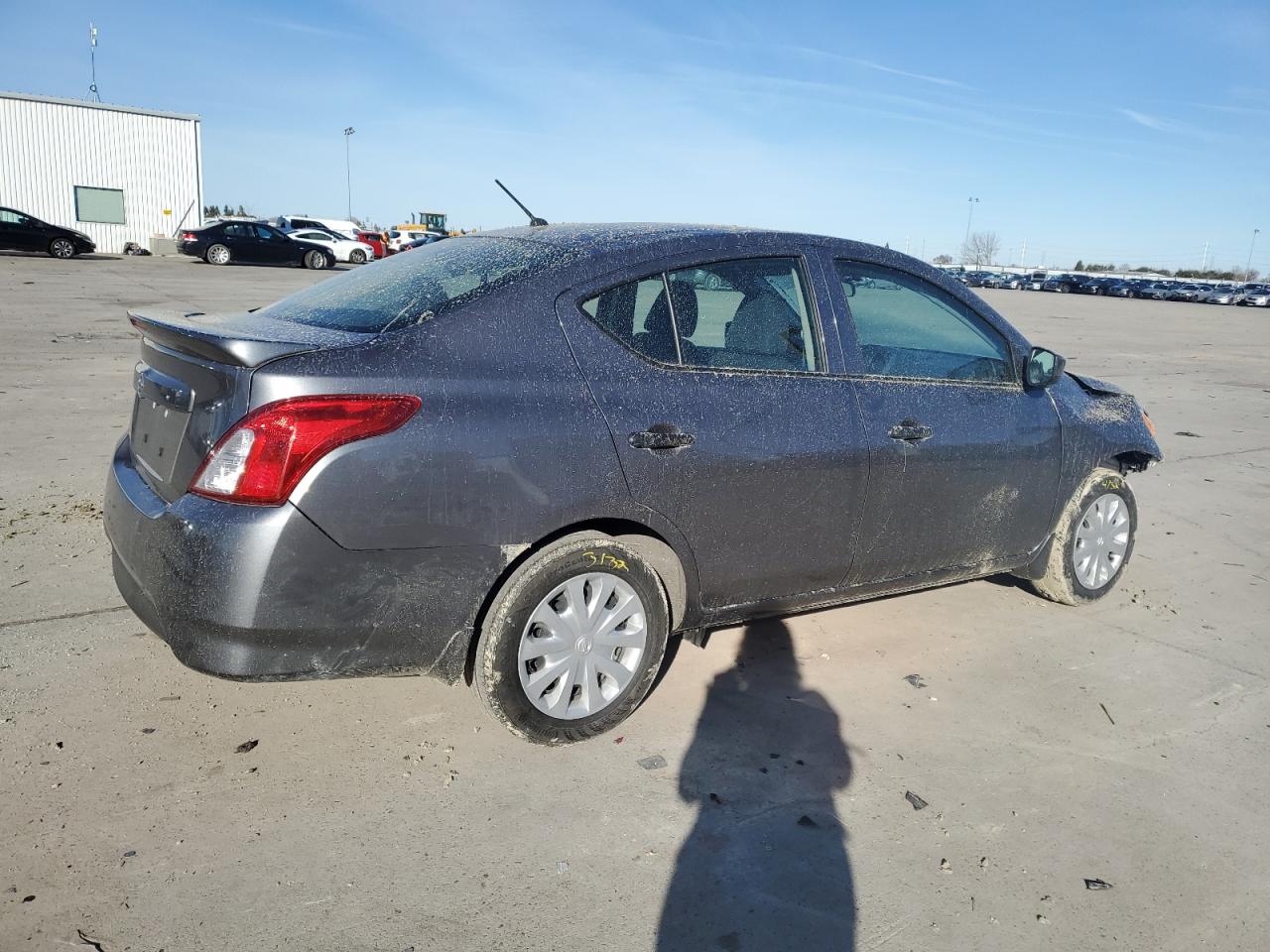 2019 Nissan Versa - Image 3