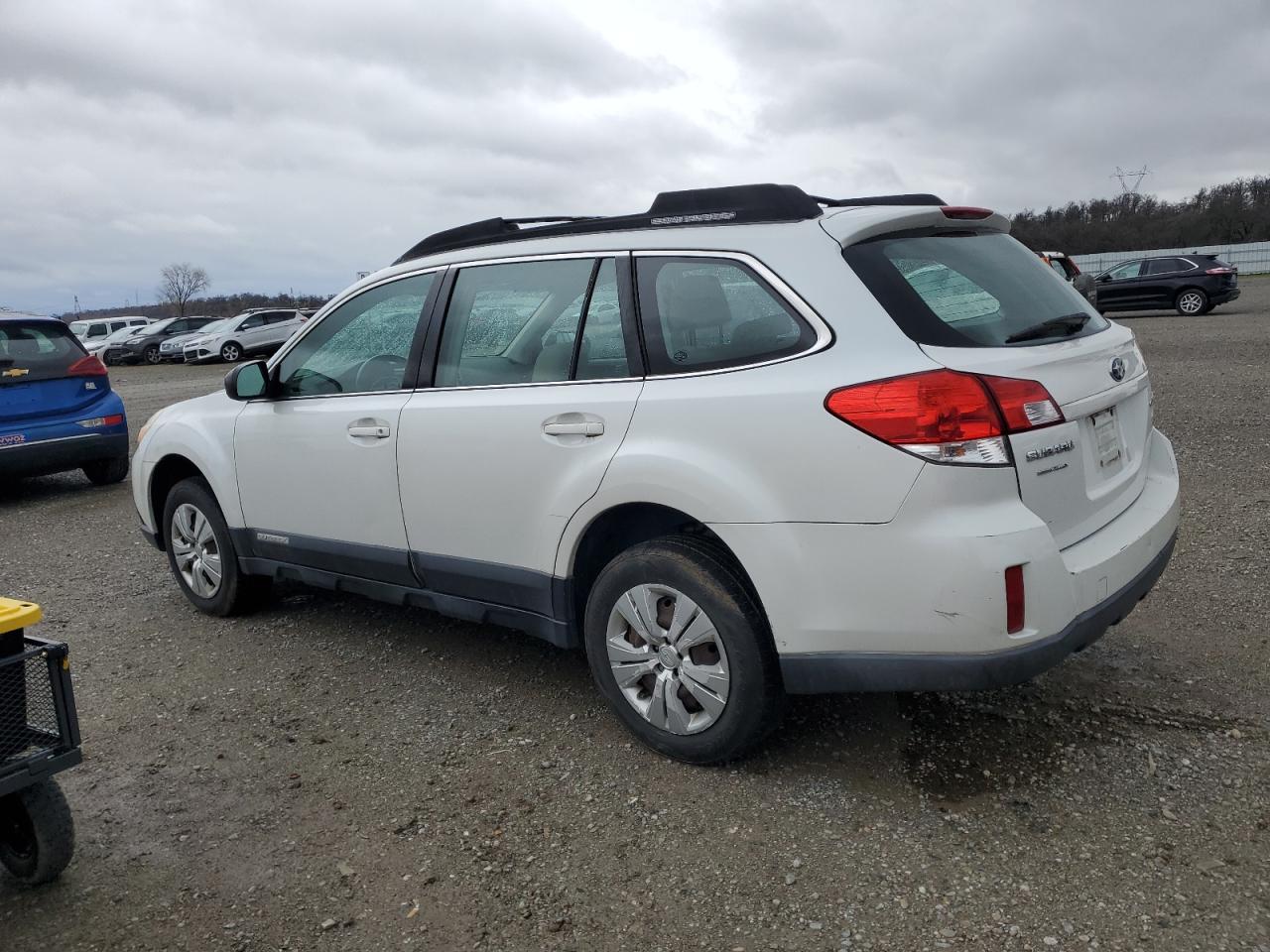 2011 Subaru Outback - Image 2