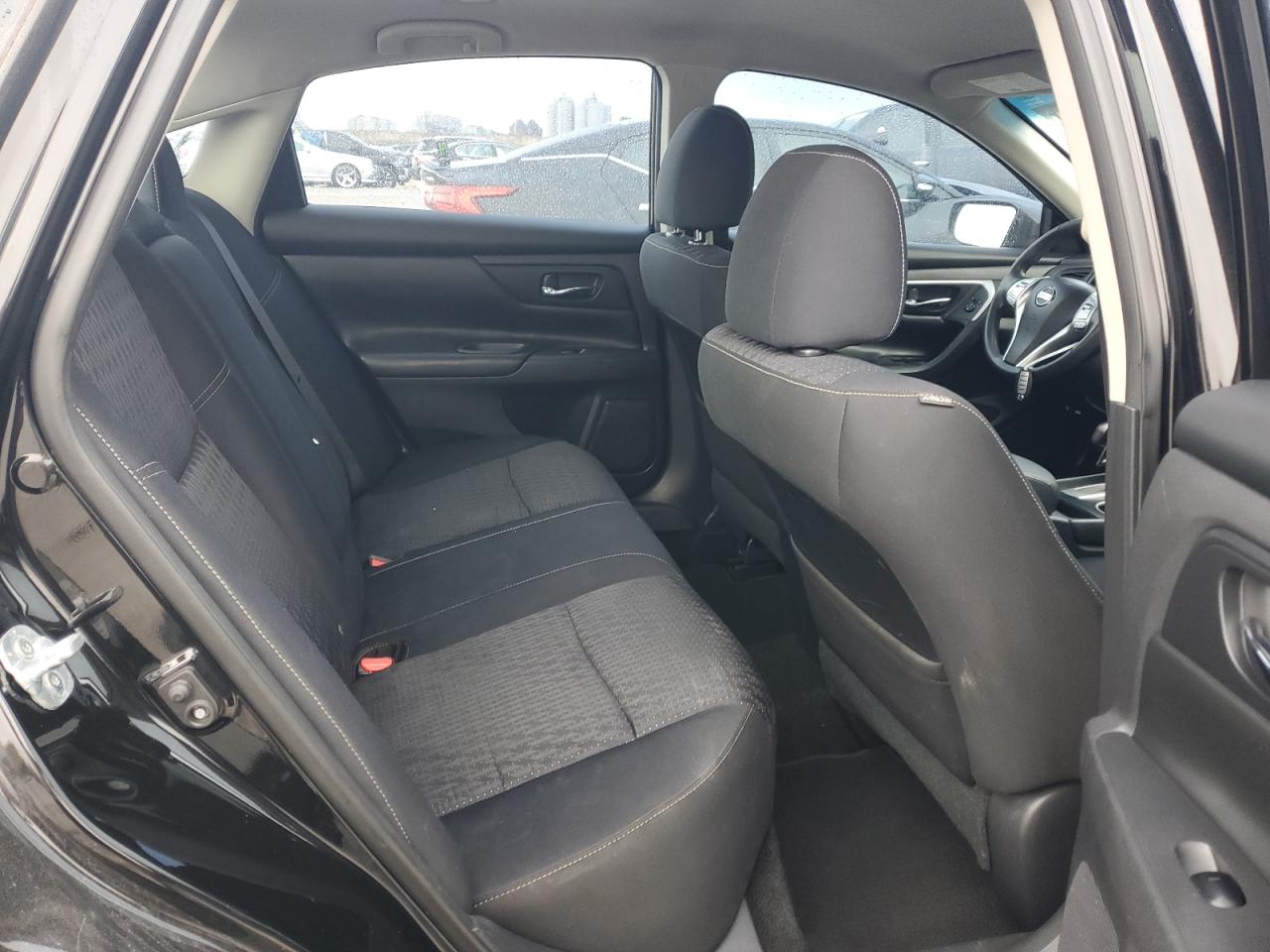 2017 Nissan Altima - Image 11
