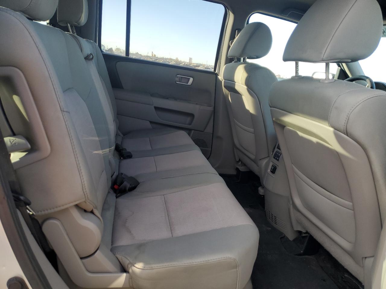 2012 Honda Pilot - Image 11